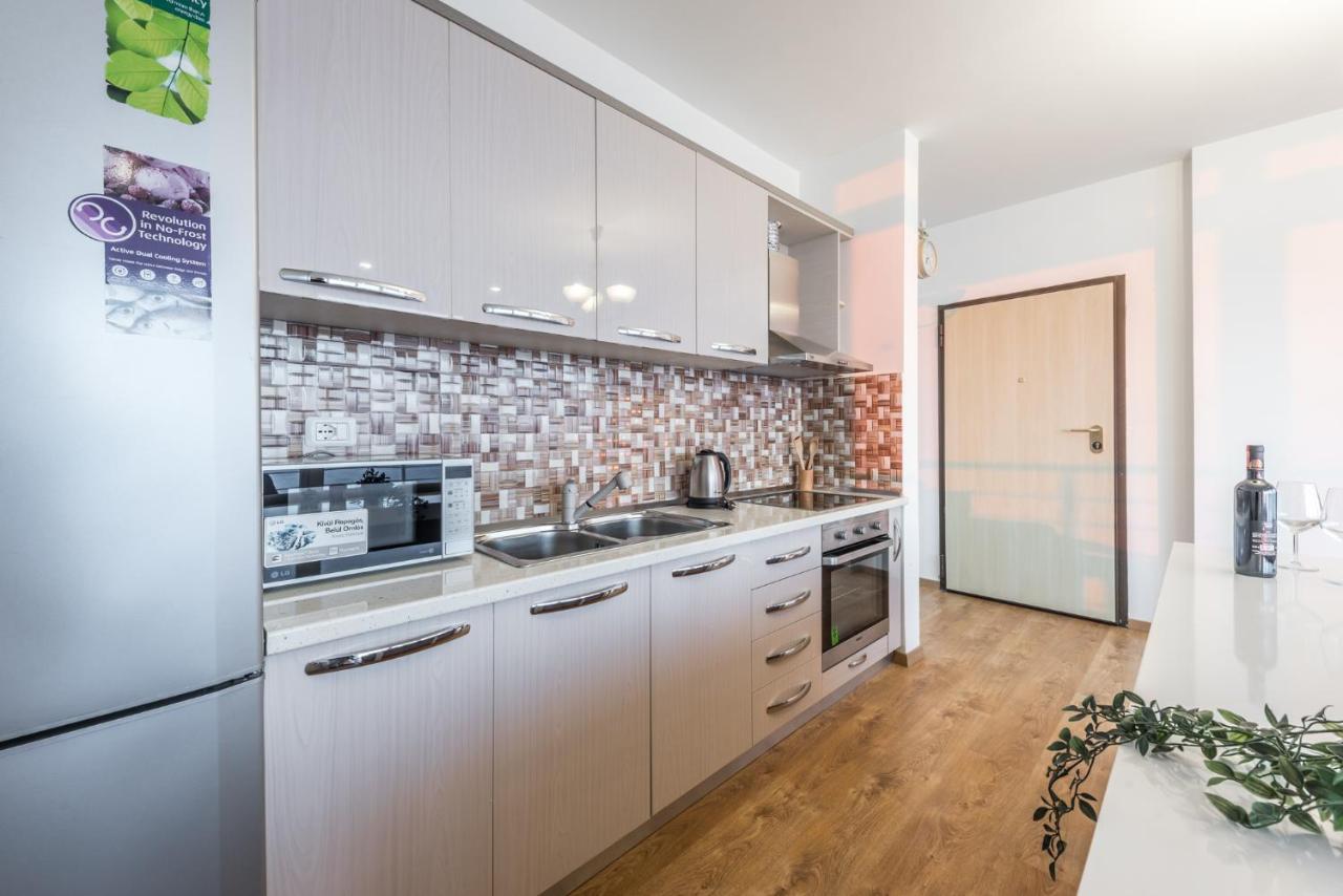 Blue Heaven -Full Sea View Brand New Apartment Дуррес Экстерьер фото